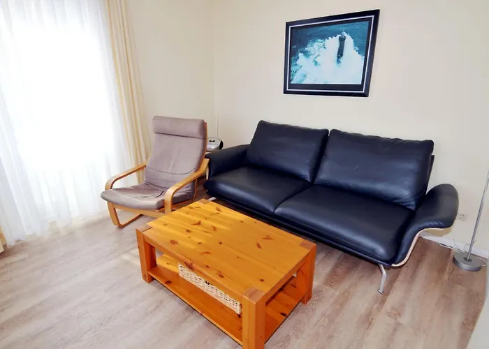 Hafeneck 2 - Brueckstrasse 36 2 * Heiligenhafen